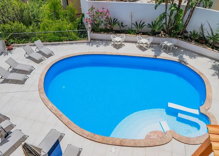 Casa Pertosa